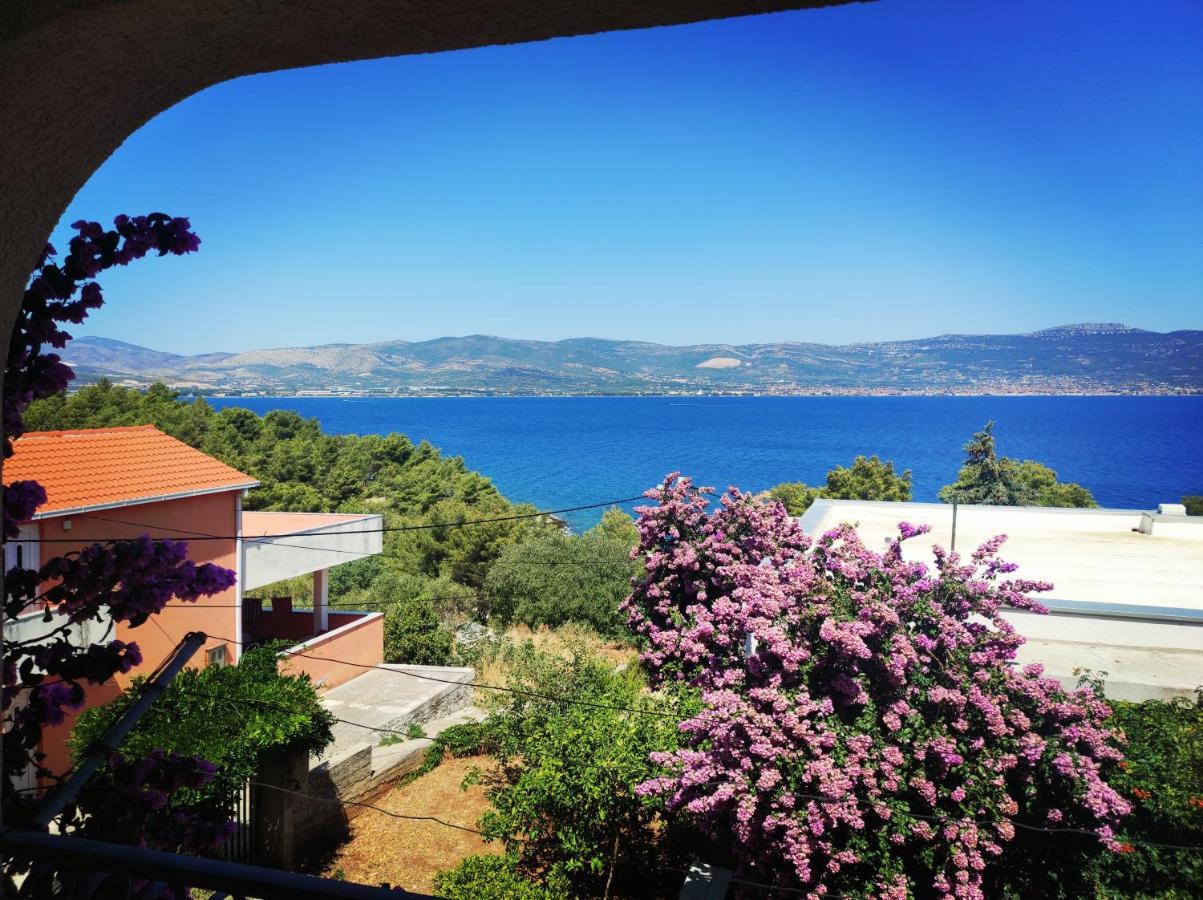 Apartments Ljilja Sea View Slatine Exterior foto