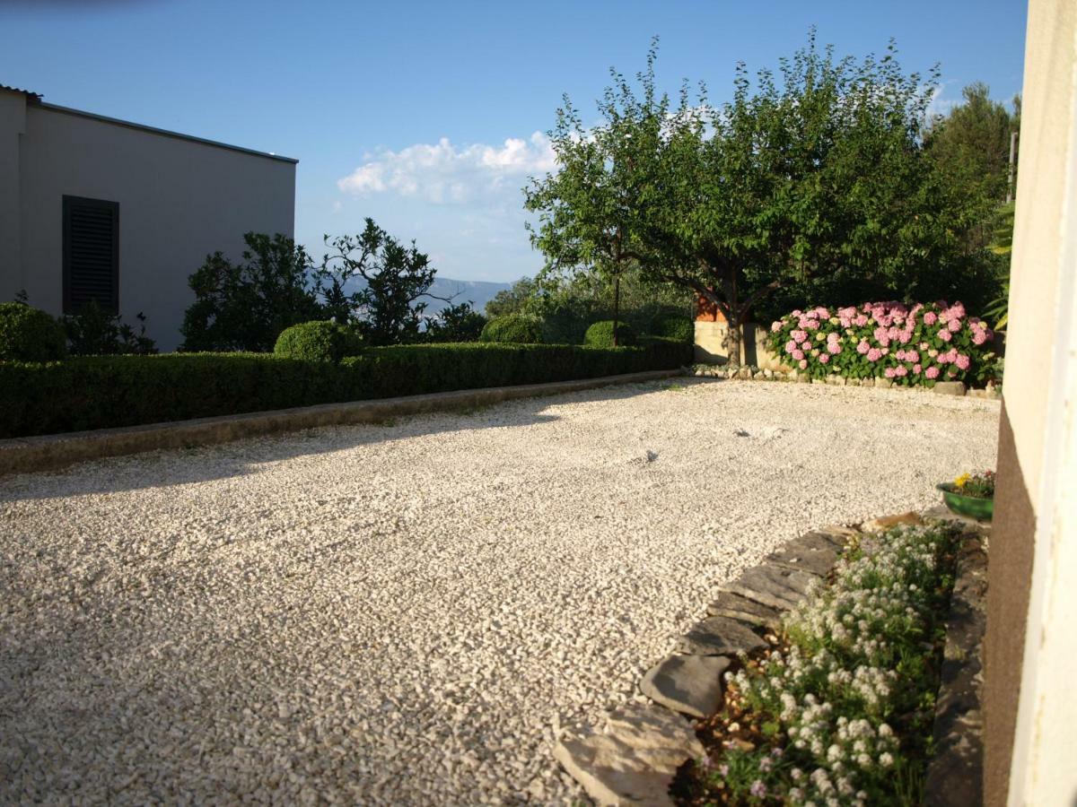 Apartments Ljilja Sea View Slatine Exterior foto