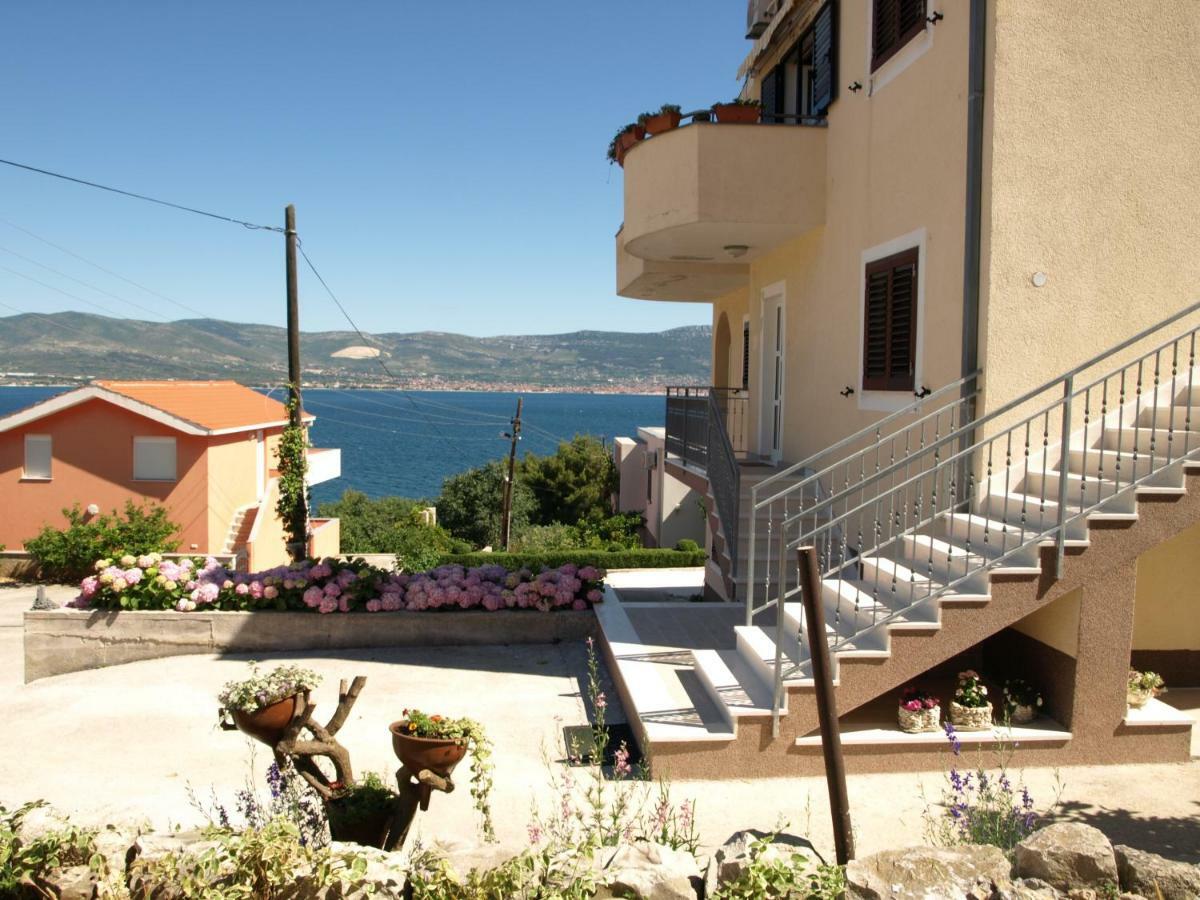 Apartments Ljilja Sea View Slatine Exterior foto